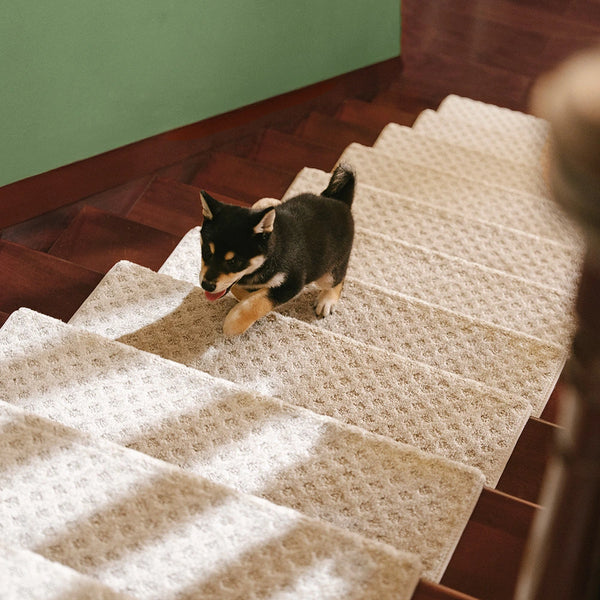 Soft Plush Indoor Stair Protectors Pet Friendly Tape Free Carpet Stair Treads